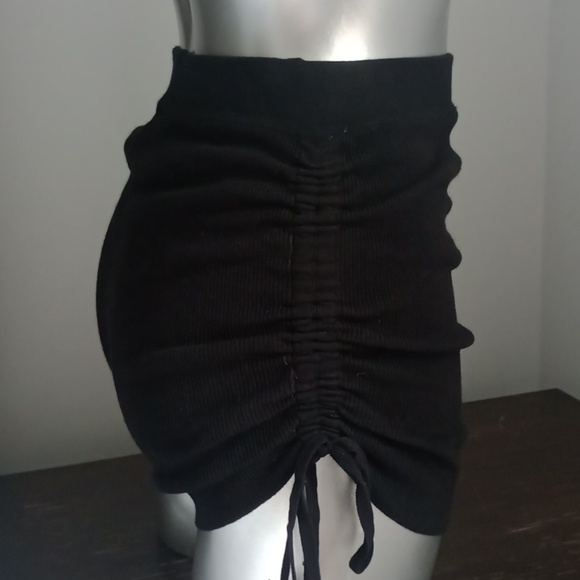 S High Waisted Stretchy Knit Mini Short Hera - Picture 8 of 9